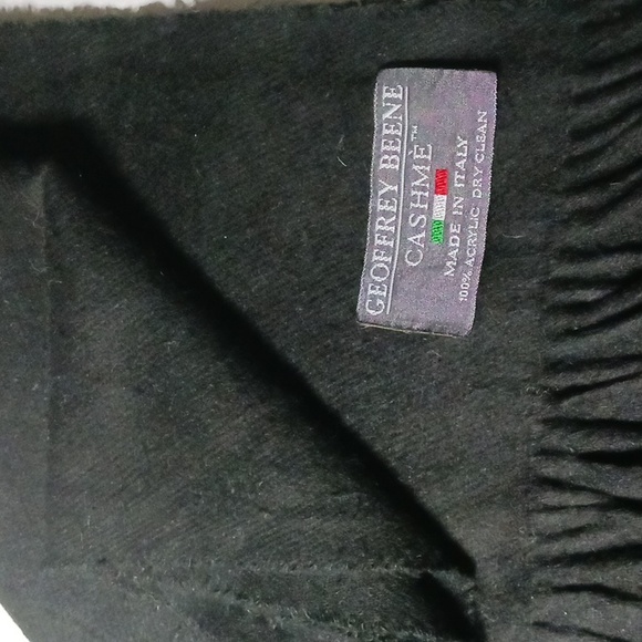 Geoffrey Beene 100% Cashmer Scarf Made in Italy - Picture 3 of 4